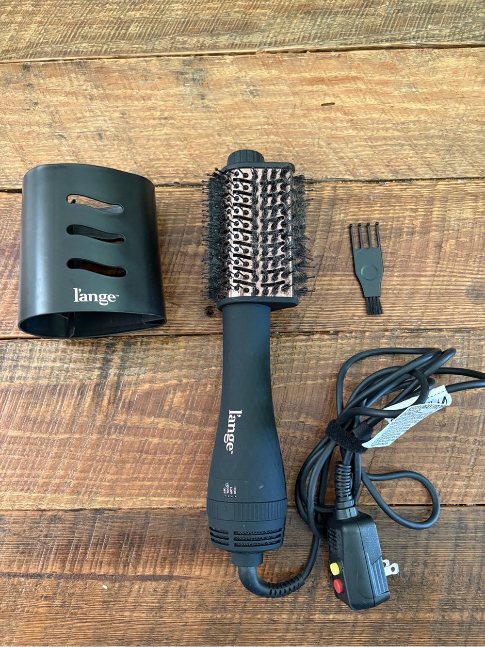 L'ange Le Volume Eleve’ Black Hot Air Round Brush